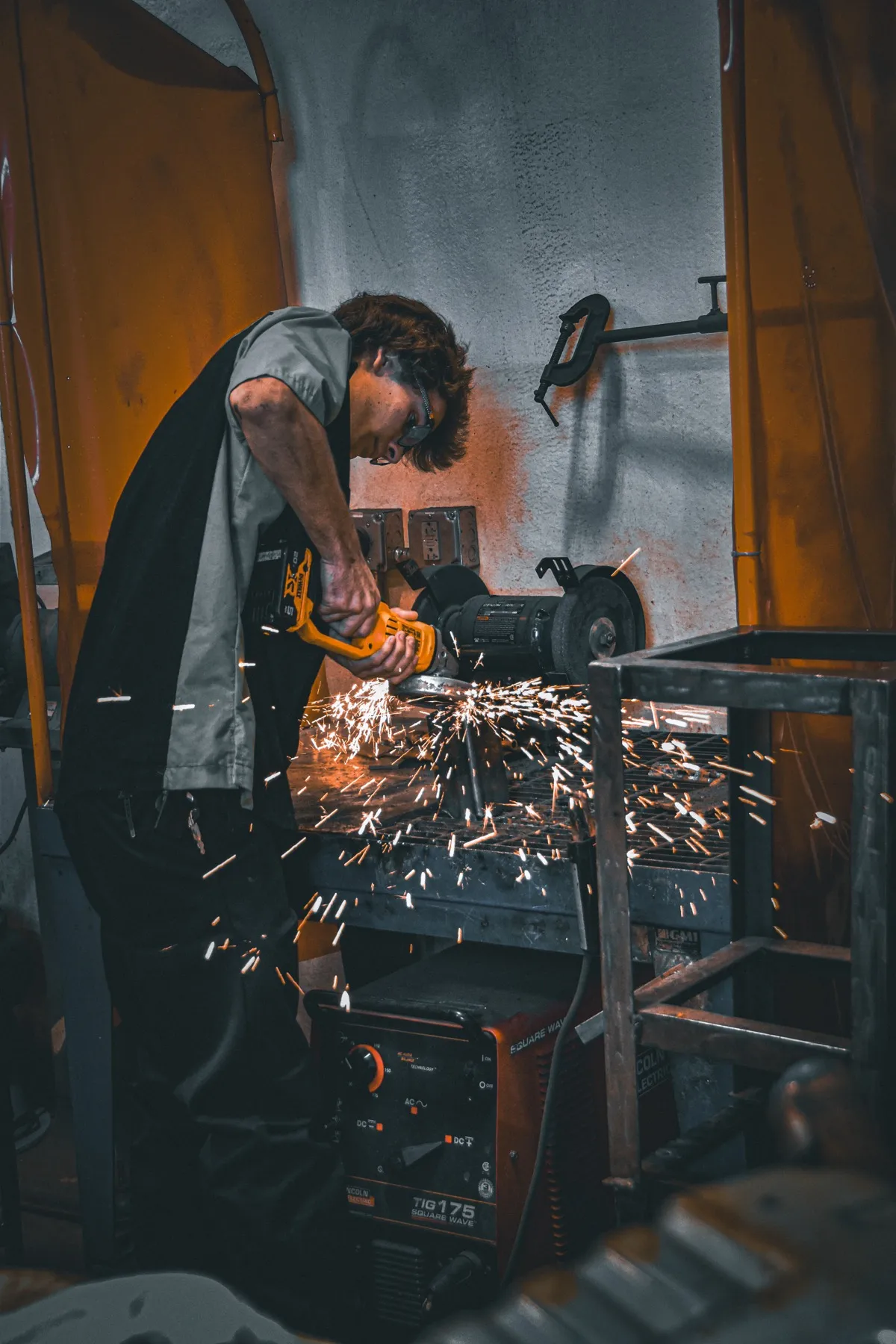 Professional senior portrait session by Photos by B4